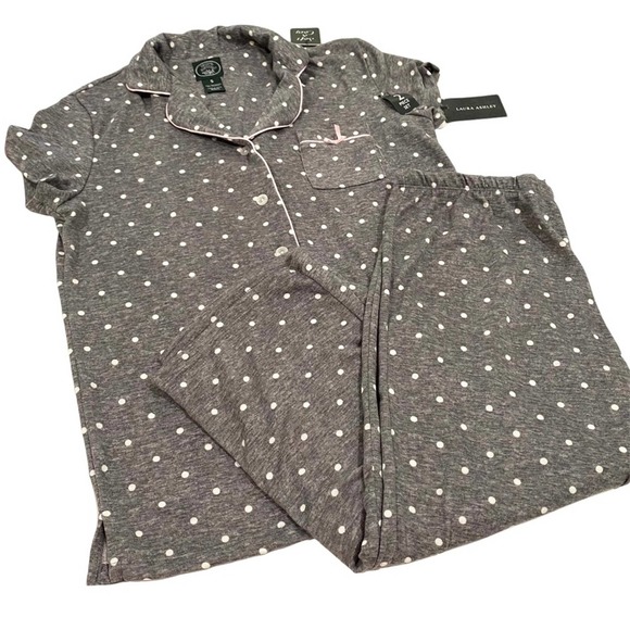 Laura Ashley NWT polka dot Spot Notch Collar Capri pajama Set  top and pants S - Picture 2 of 7
